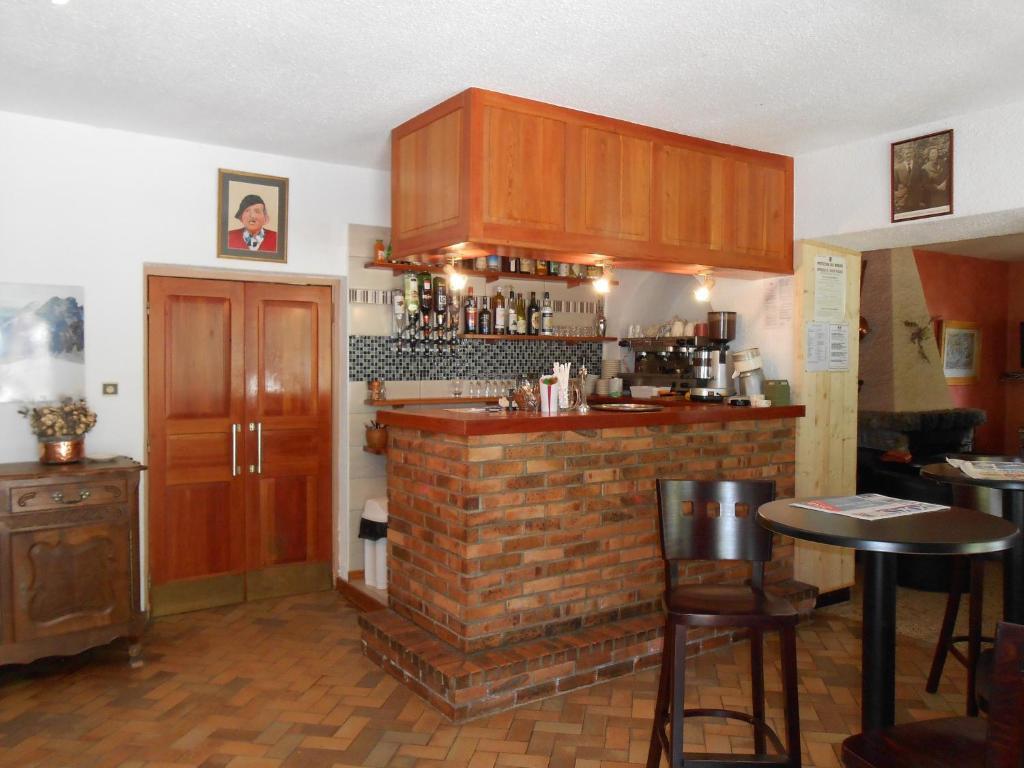 Hotel Engilberge Ailefroide Екстериор снимка